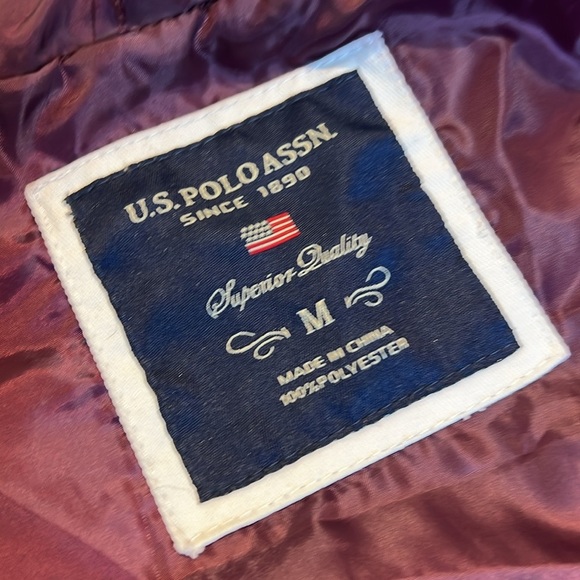 US Polo Assn Purple Polka Dot Puffer Vest Women’s Medium - Picture 5 of 8